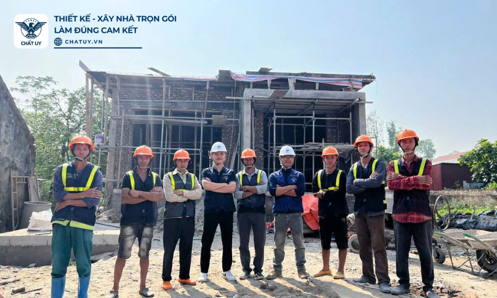 Đội ngũ Chất Uy thi công lành nghề làm đúng như cam kết